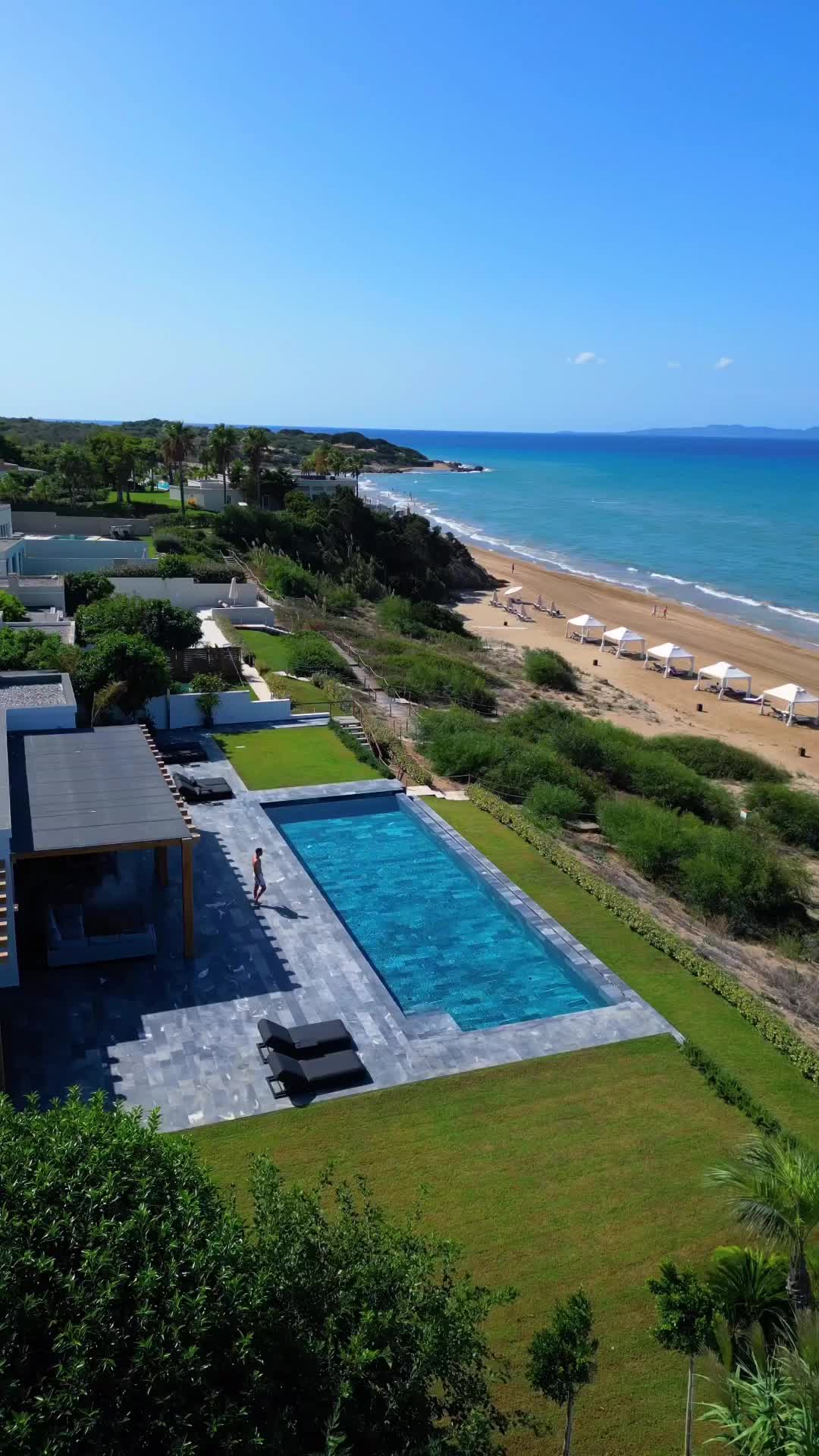 Imagine spending your vacations here! 🏝💦

📍: @grecotelmandolarosa @grecotel 

#globehotels #beautifulhotels #hotelsandresorts #luxuryvacations #best_worldplaces #luxuryworldtraveler #vacations #travelandleisure #wonderful_places #uniquehotels #tasteinhotels #living_hotels #discover_hotels #topworldhotel #luxuryresorts #beachesnresorts