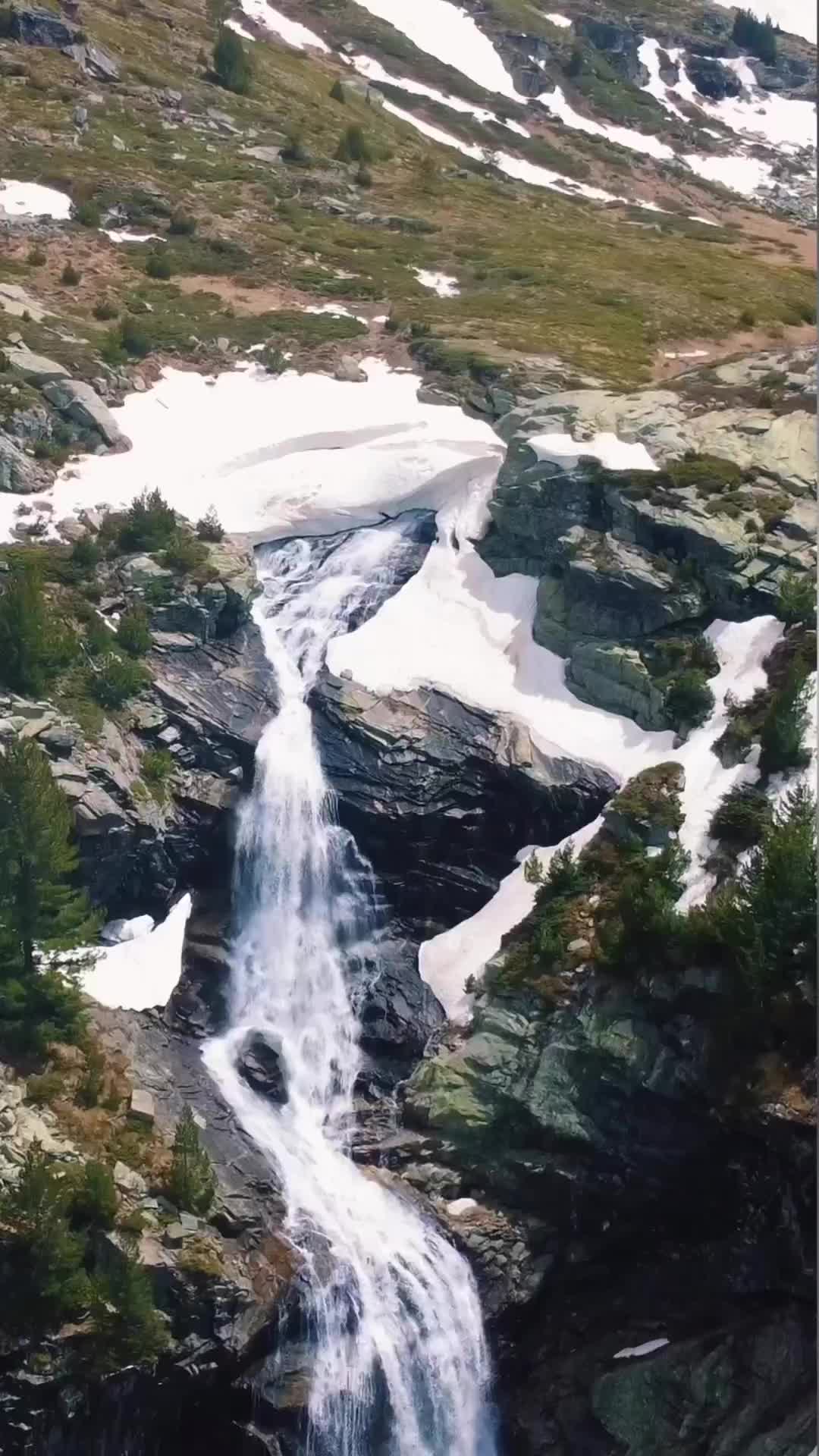 Explore the Beauty of Rilska Skakavitsa Waterfall