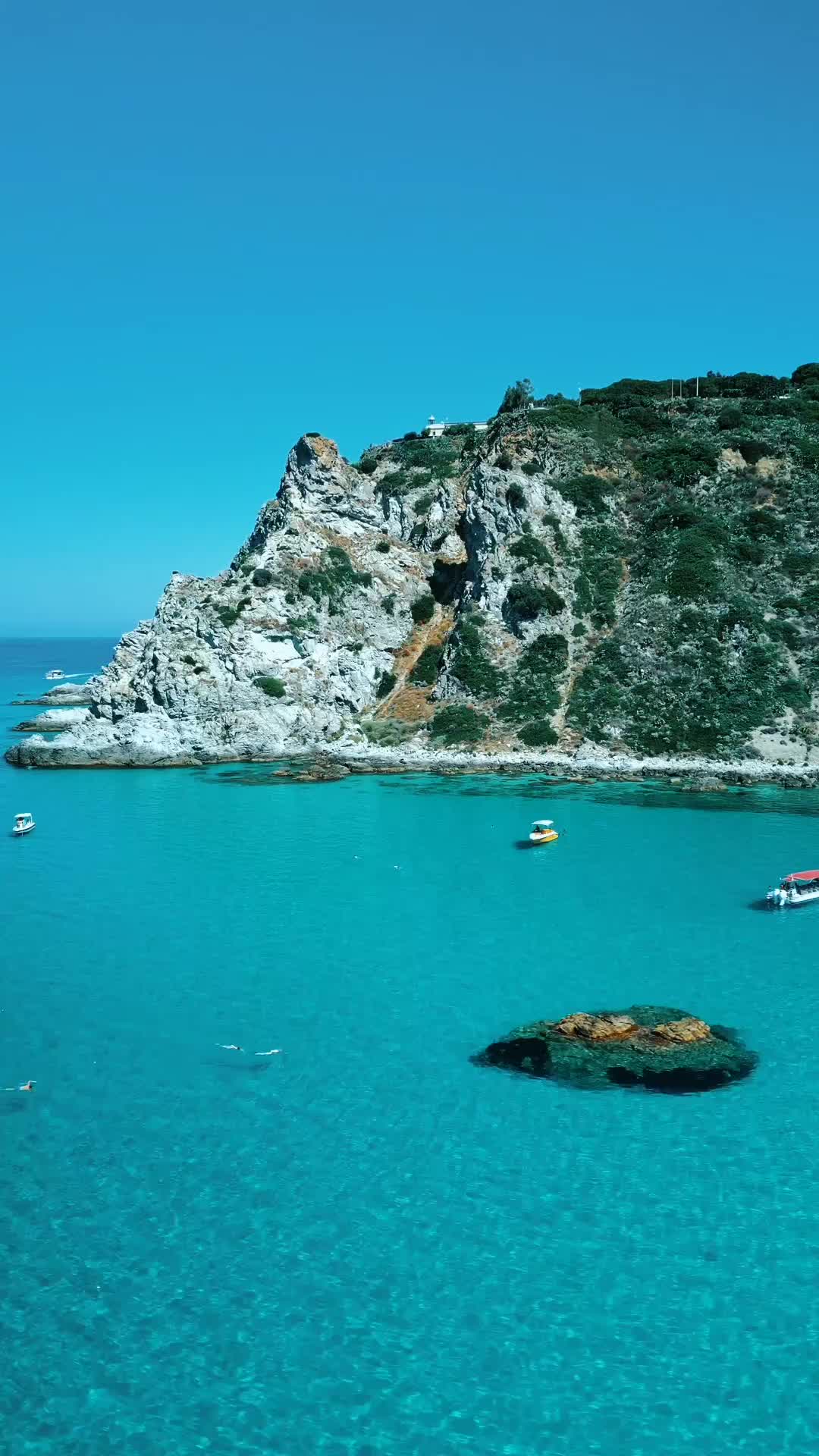 Discover the Beauty of Grotticelle in Capo Vaticano