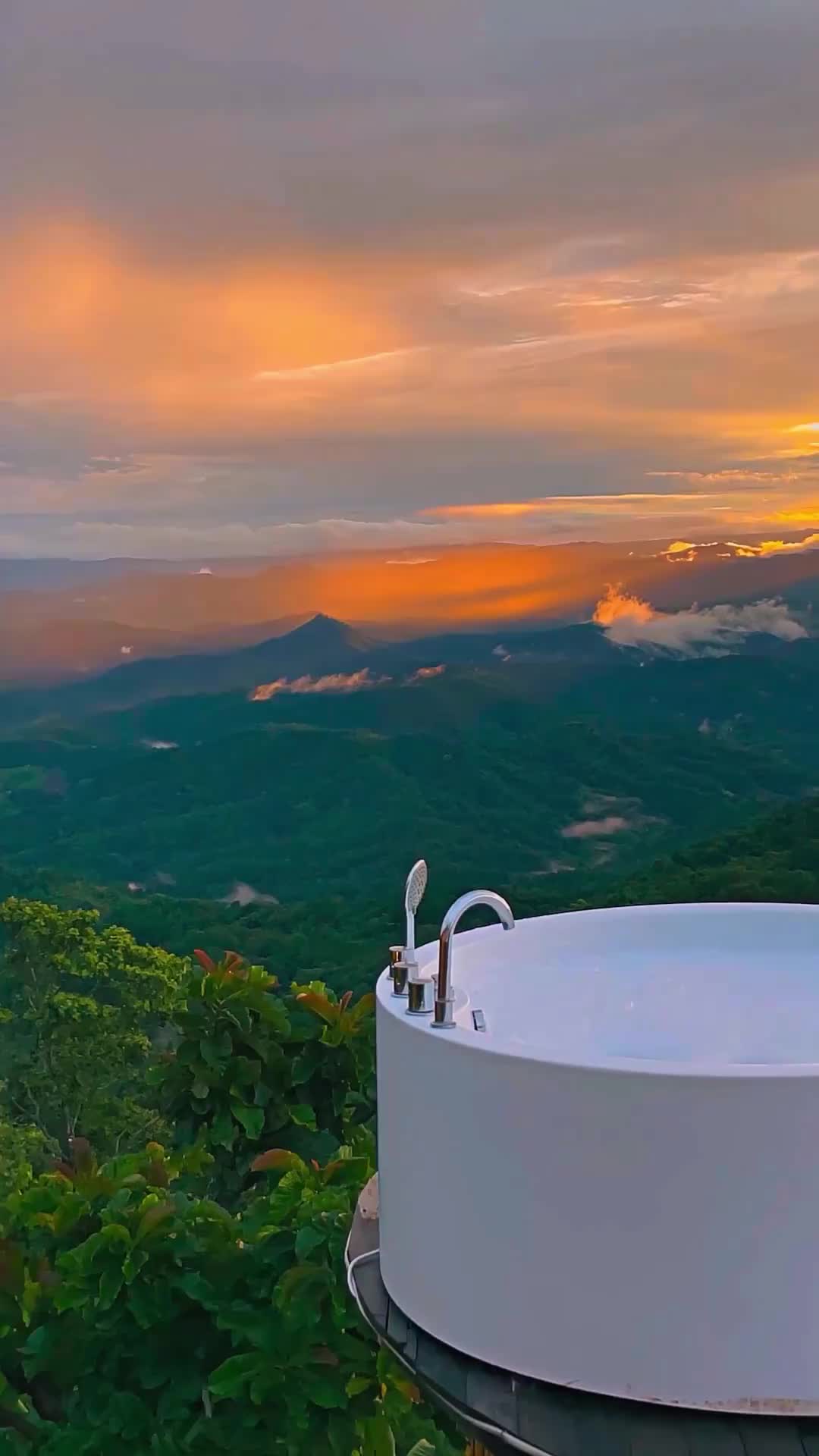 Stunning Bath View at The Nor, Chiang Mai, Thailand