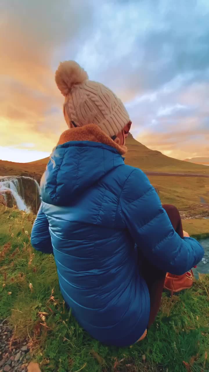 Stunning Kirkjufell Sunset - Iceland's Hidden Gem