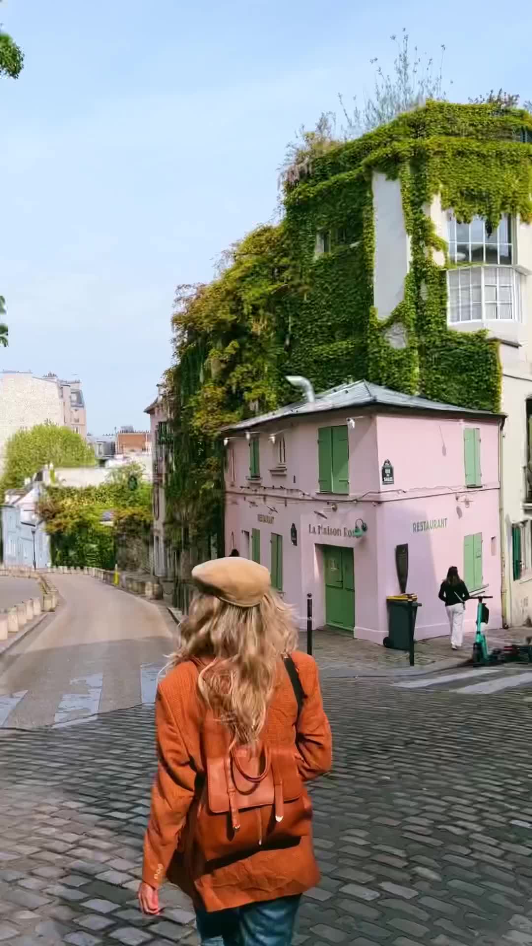 The prettiest neighborhood in Paris🥰Location at the end✨Save this Reel for later! You don’t want to miss this when your traveling France🇫🇷🥖 

🎥 Video edited with our Mobile Video Filter: Rainbow Collection - R6, available through the link in our Bio✨

#paris #montmartre #parisfrance #travelblog #france