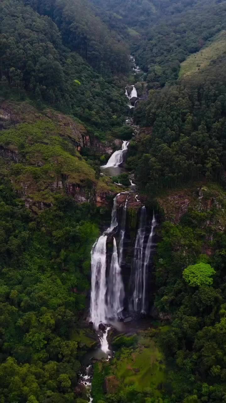 Discover the Beauty of Bomburu Falls, Sri Lanka