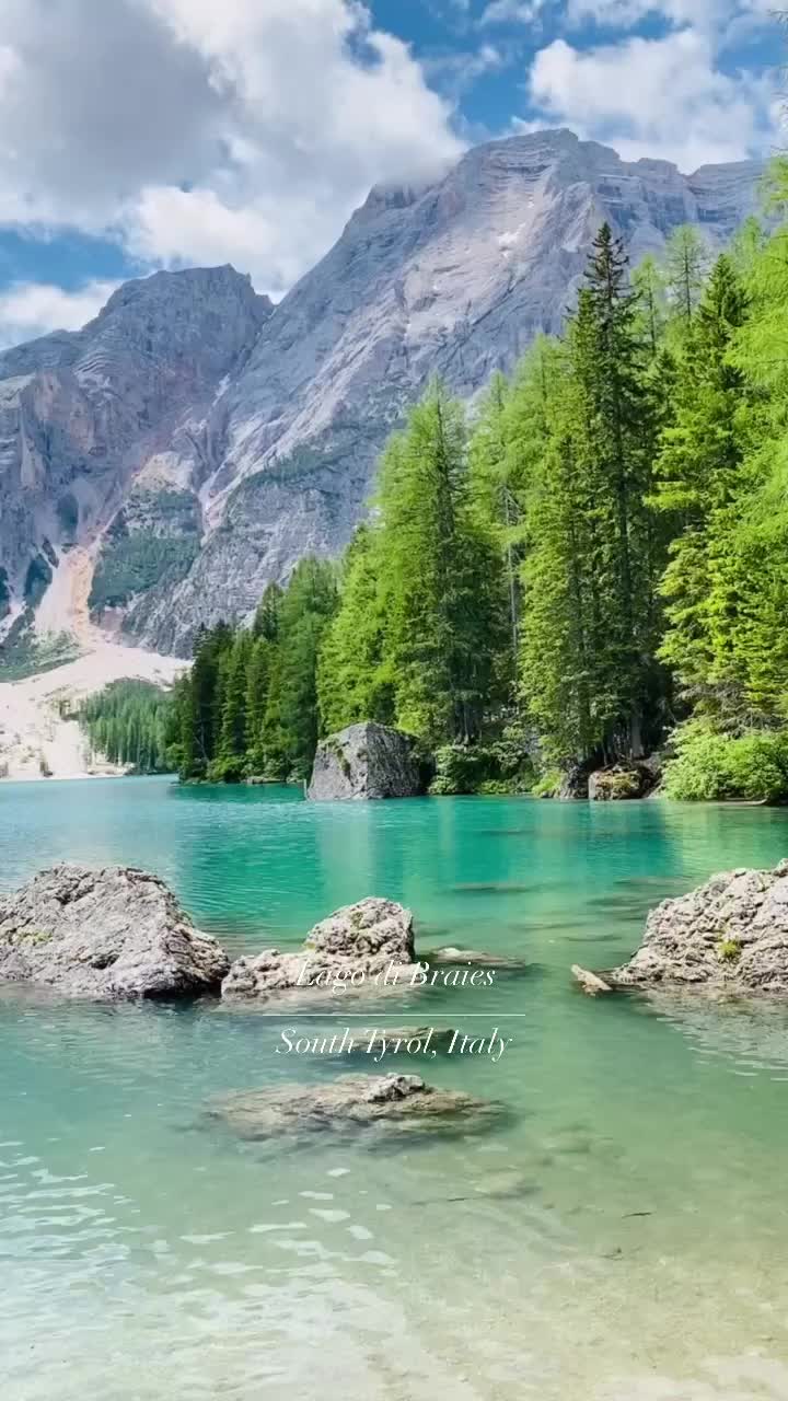 Discover Lago di Braies: Italy's Stunning Blue Lake