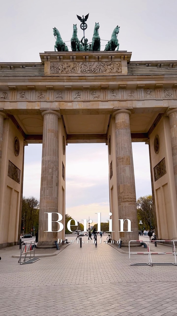 Visit some of the most beautiful, historic, and popular areas of BERLIN such as the Brandenburg Gate⚡️⚡️📸📸

⚡️Save this Reel for your next trip to Berlin!

⚡️Would you like to go?
.
.
.
.
#berlin #berlín #berlinalemania #deutschland #germany #visitberlin #visitaberlin #brandenburggate #brandenburgertor #alemania #felipprado #walkersandwanderers #videografo #filmmaker #filmmakers #filmmakerslife #filmmakersworld #viajerosporelmundo #megustaviajar #travelers #creadordecontenido #contentcreator #travel #traveltips #europedestinations #exploregermany