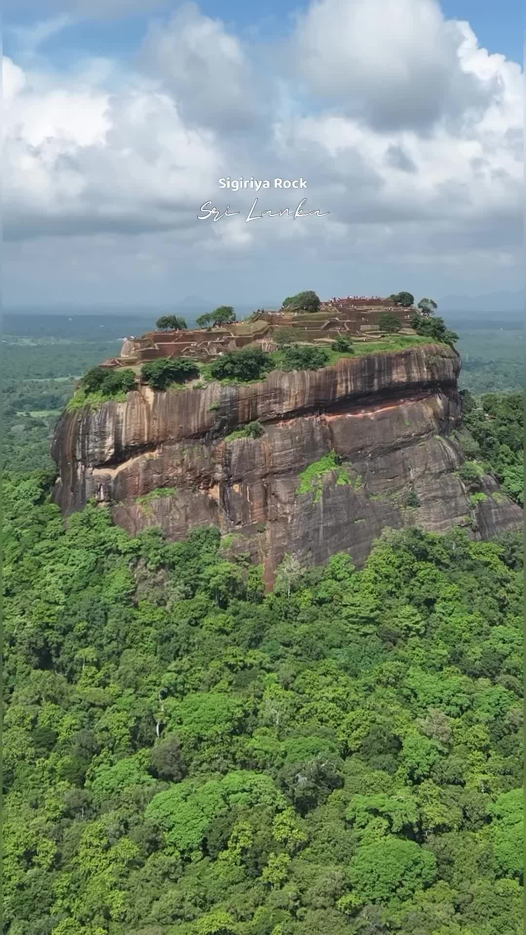 Discover Sigiriya Rock: Sri Lanka's Ancient Marvel