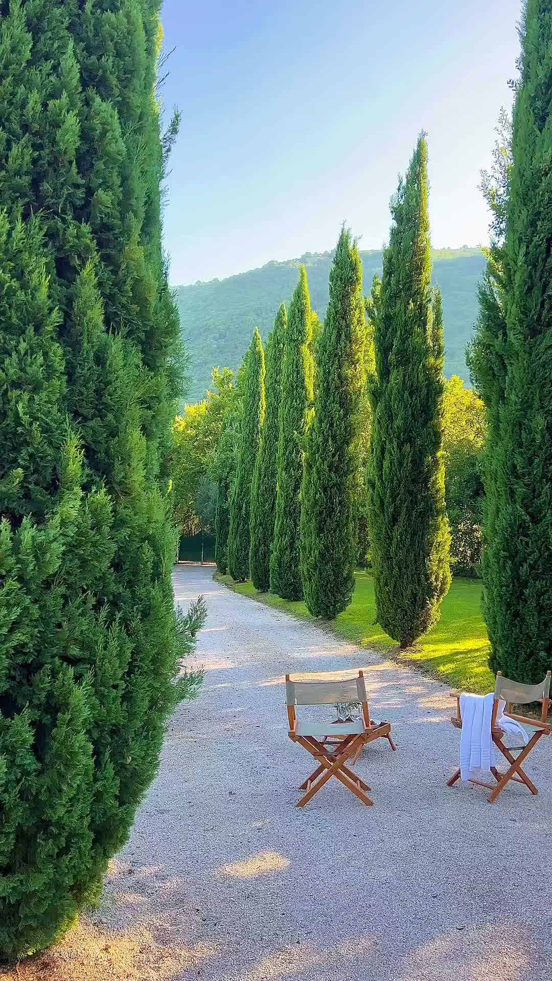 Slow Evenings in Umbria at Tenuta di Murlo 🌳✨