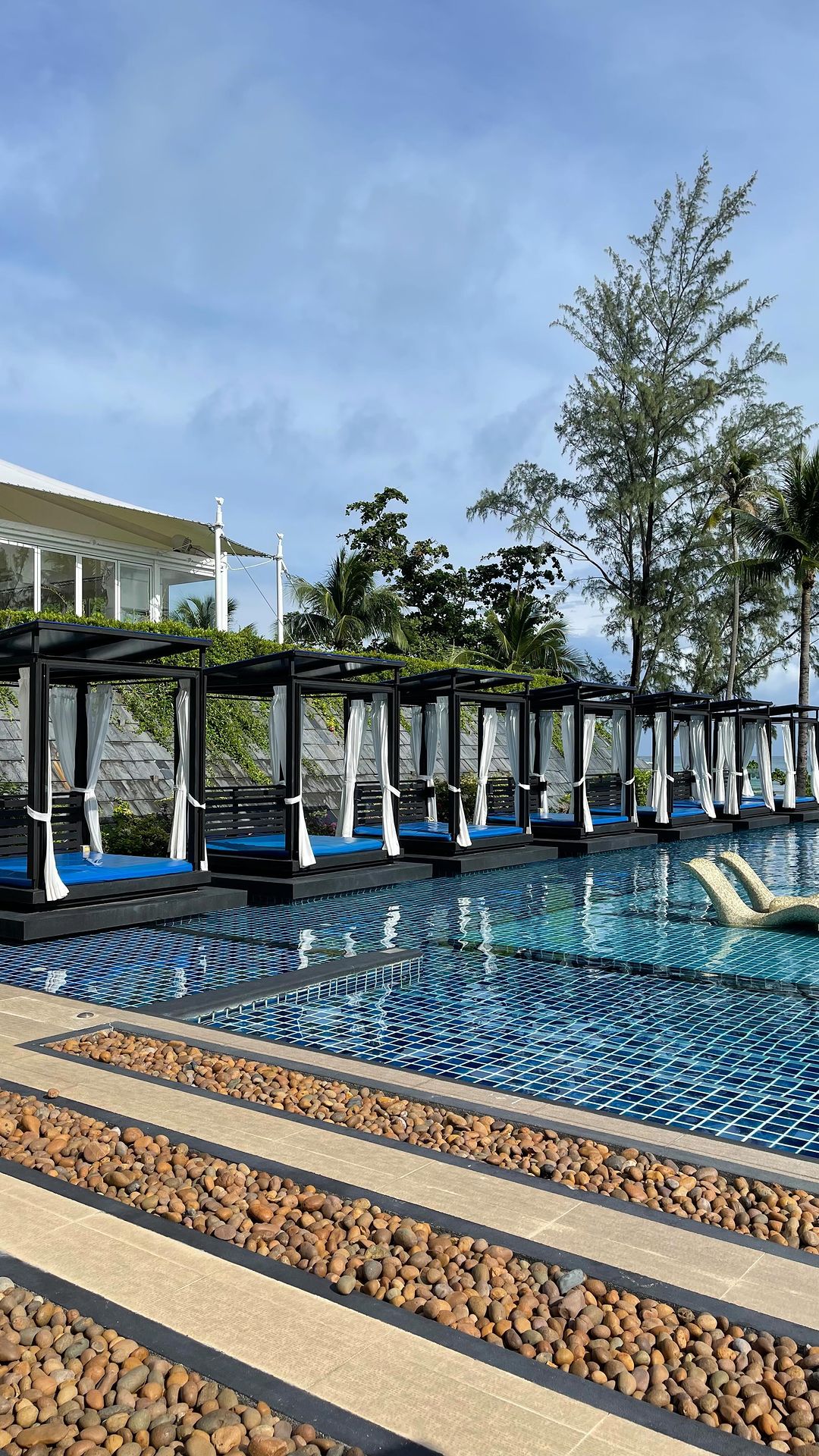 Cascading down a lush tropical hillside at Kamala Bay, @hyattregencyphuket offers a tranquil, seafront gateway overlooking the Andaman Sea 🌴

Are you visiting Phuket soon?

📍 Phuket / Thailand @hyattregencyphuket 

📽 by @earthtourr 

#hyatt #hyattregency #hyattregencyphuket #thailand #phuket #travel #traveler #exploreasia #beautifuldestinations #beautifulhotels