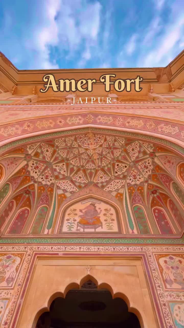 It took 100 years to turn Amer Fort into a beauty that it is today 😍❤️ 📸 
Reel by - @withlavish 
.
.
#reels #india #jaipur #amerfort #incredibleindia #reelsinstagram #rajasthan #photography #videography #cinematography #creator #influencer #placestovisit