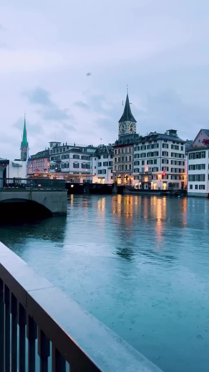 A Snapshot of Zurich… 🇨🇭🇨🇭
.
.
.
.
#zurich #zurich🇨🇭 #zürich #switzerland #switzerland🇨🇭 #tram #streetstyle #street #streetphotography #streetphotographer #streetart #urban #urbanphotography #urbanphoto #urbanphotographer #fotografiacallejera #rainynight #rainy #fotografiaartistica #visitzurich #fujifilmxt4 #suiza #filmmaker #zurichvibes #videography #videographer