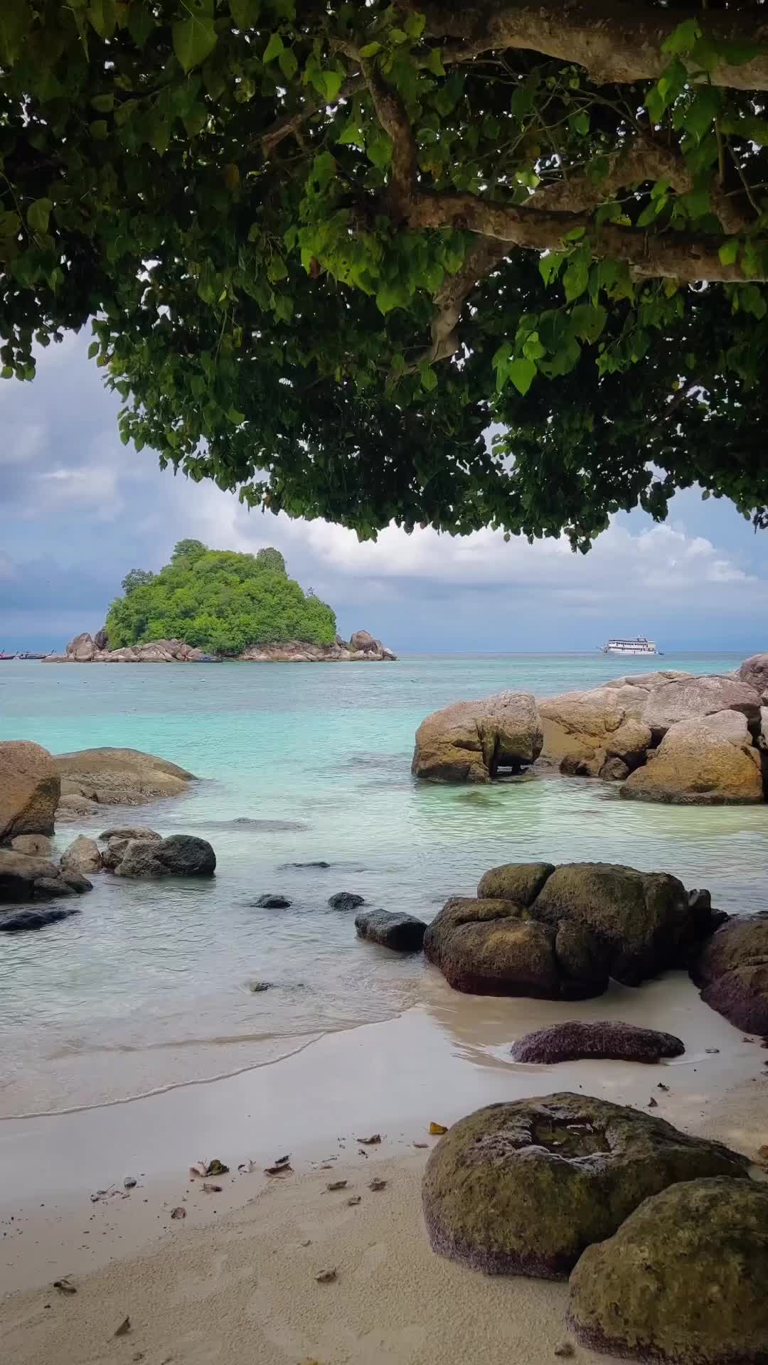 Explore Koh Lipe, Thailand - A Tranquil Island Paradise