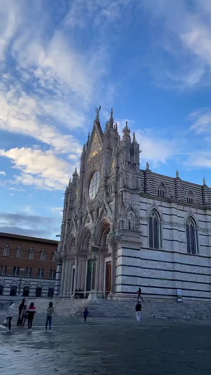 Timelapse of Duomo di Siena - Stunning Italian Architecture