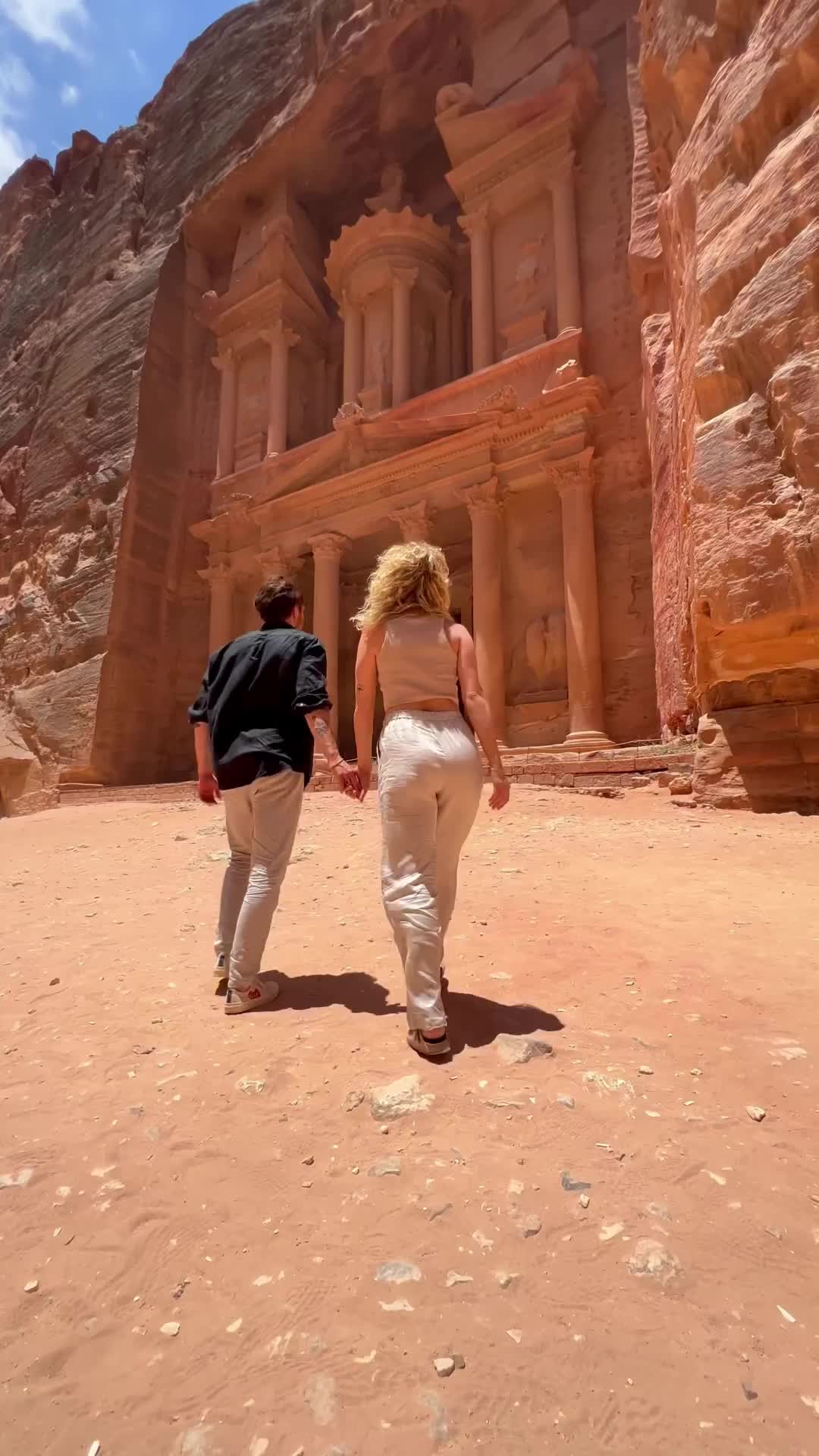 Explore Ancient Petra: A Journey Through Time