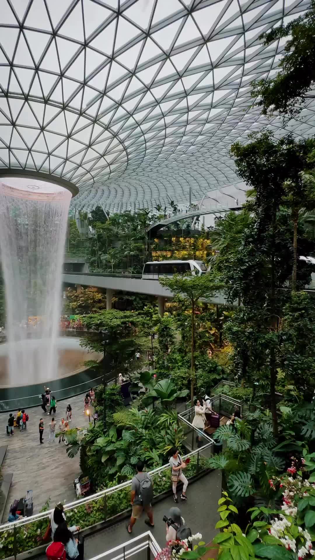 If you  have to spend time in an airport, pick Changi airport. 
You would almost forget it's also an airport.
You feel like you're in a science fiction movie, really an awesome piece of design... 
Normally you run out of the airport as soon as you can after landing, this one keeps you in a bit longer.
#singapore #changiairport #changi #singaporelife #southeastasia #lifestyle #airportlife #beautifuldestinations #architecturedesign #architecture #beautifularchitecture #iconicdesign #thejewel #jewel #avatar #jurassicworld #jurassicpark