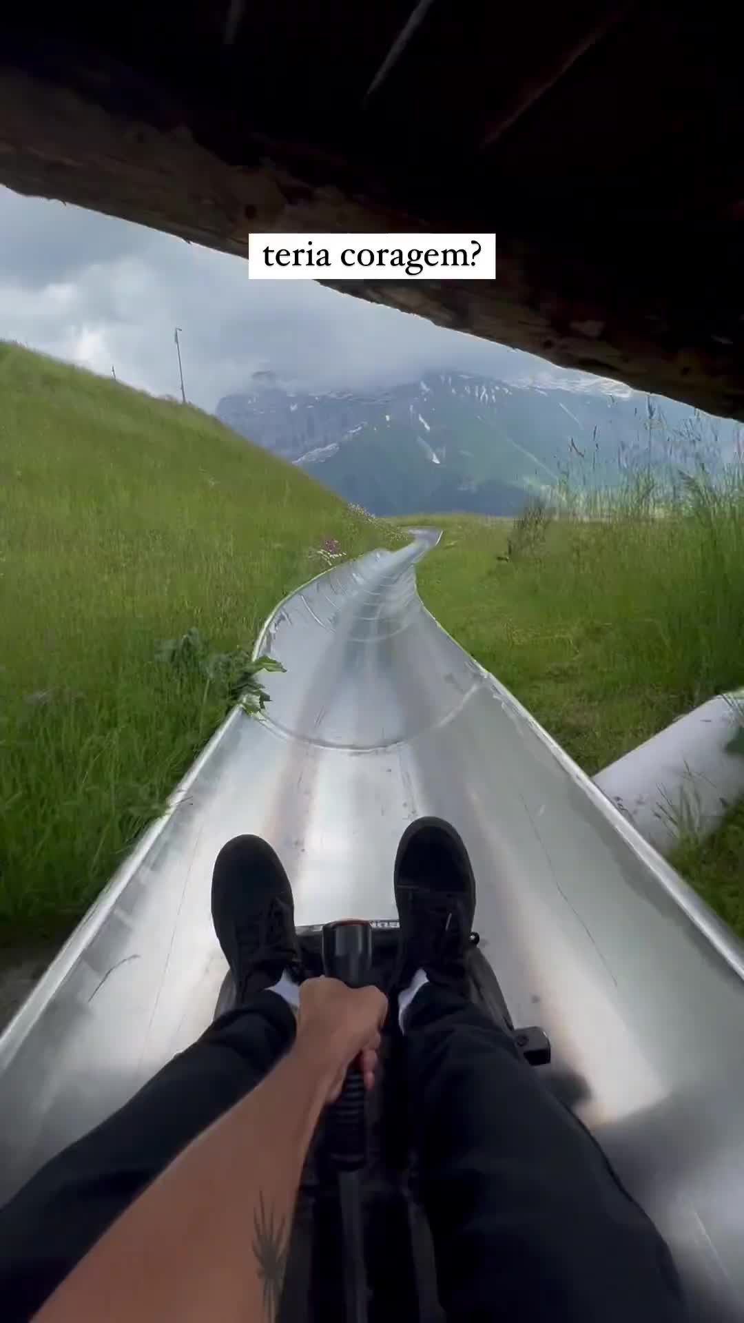 Montanha Russa em Engelberg, Suíça - Aventura Incrível!