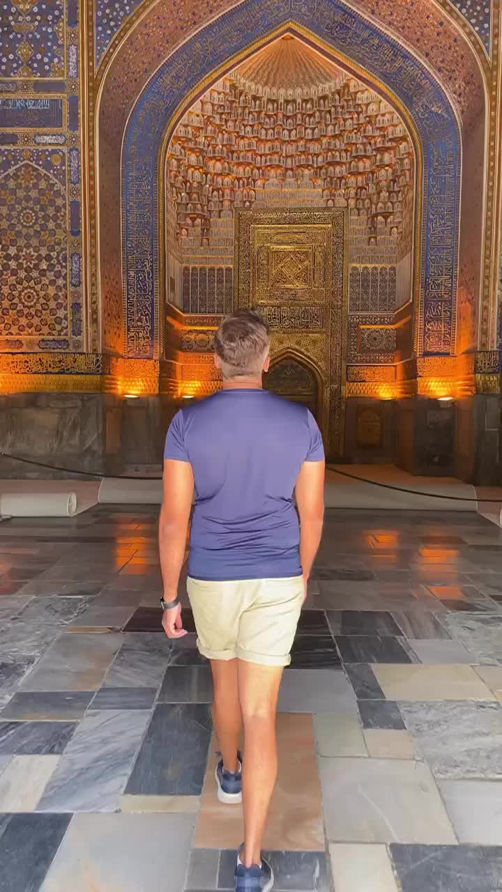 Discover the Stunning Tilya Kori Madrassa in Samarkand
