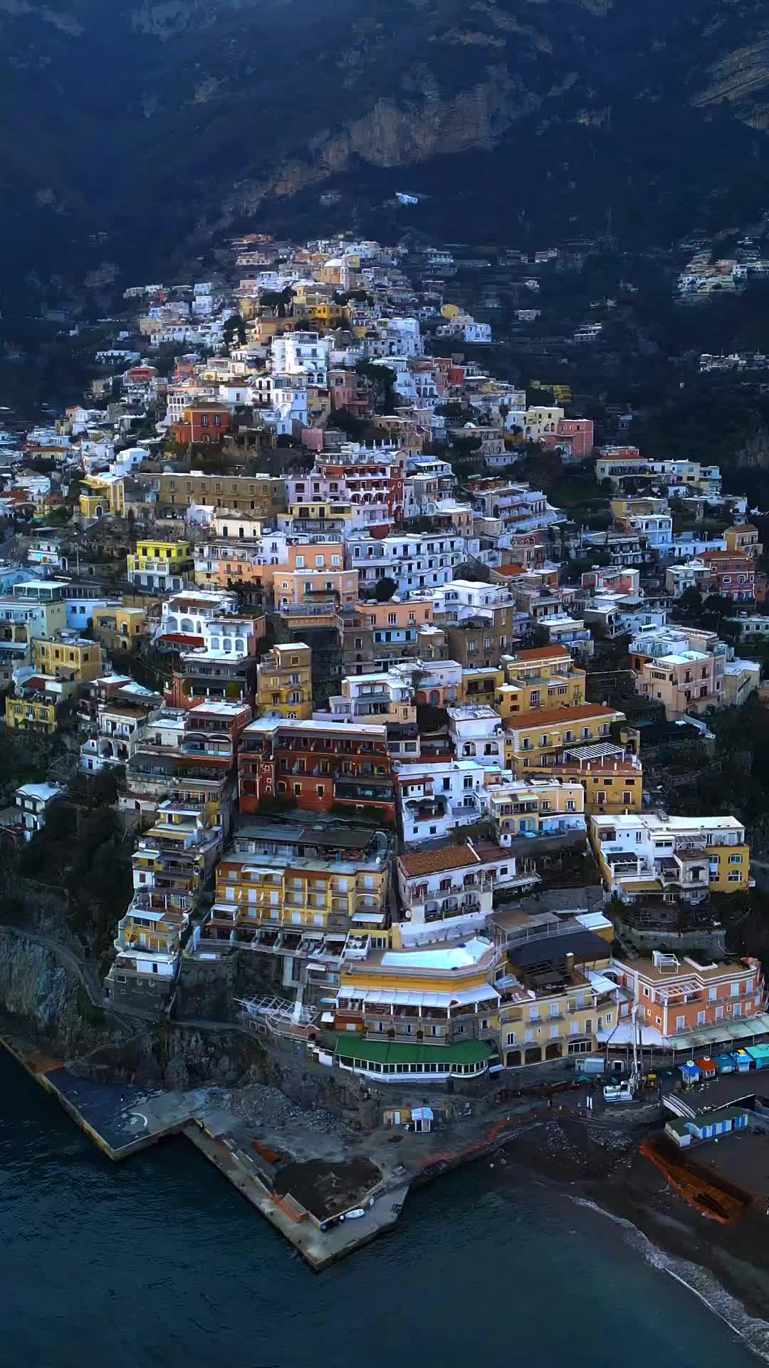 Discover Stunning Positano on the Amalfi Coast
