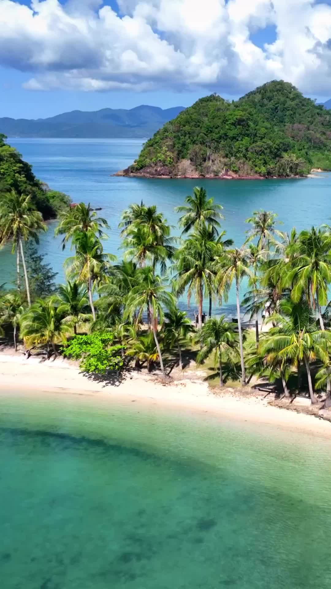 🌴 Hidden Gem Tip: 

Discover the enchanting paradise of Koh Ngam, the island with the breathtaking double beach nestled just south of the larger Koh Chang in east Thailand. 

Escape the crowds and indulge in the serene beauty of this secluded haven. 

Tag someone you’d take here 😍🌊

📸 @florisgone

#sandytoes #beach #foreveronvacation #beachfront #beachplease #traveldestination #saltwatersoul #beautifulplaces #travel #cntraveler #awesomeplaces #kohchang #vacationvibes #thailand