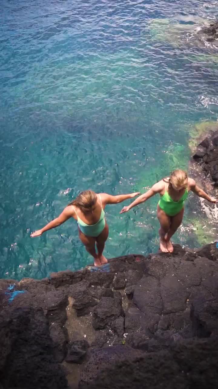 Mermaids in Kitouni Swimwear: Fun, Jumps & Swimsuit Swap