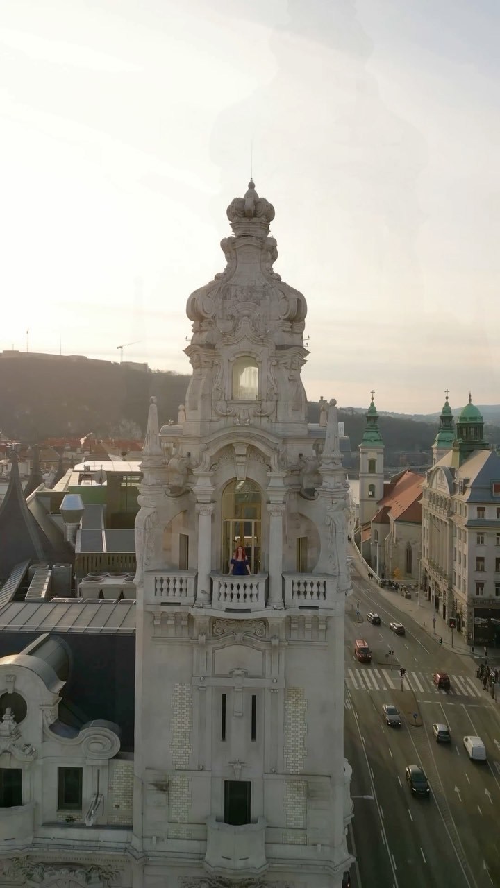 Unforgettable gaze from 48 meters high over Budapest at @matildpalace 📍

#YourMatildPalace #MatildPalaceBudapest
#TheLuxuryCollection #Budapest #budapesthungary #budapest🇭🇺 

💡: Timeless Design With Treasured Heritage, spectacular Danube river views & Endless experiences wrapped in a Royal Gem in the Heart of Budapest.

Videos by: @openklosetbykarina @everyheartfilms 
Hotel: @matildpalace 

Would you like to visit this unique Hotel?